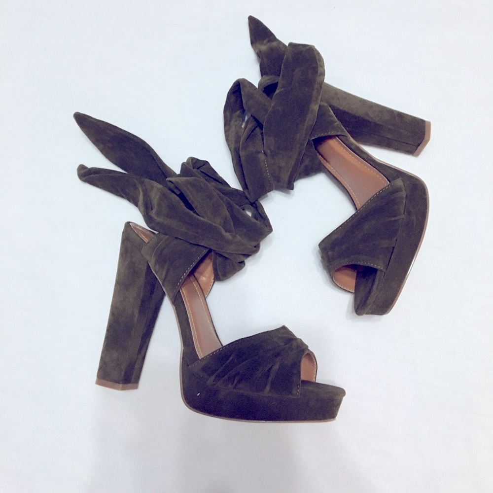 Platform heels